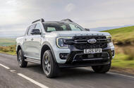 Ford Ranger PHEV review 2025 01 front tracking