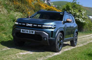 Dacia Duster front quarter tracking off road