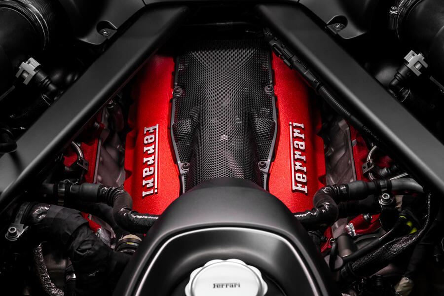 Ferrari 849 Testarossa engine bay