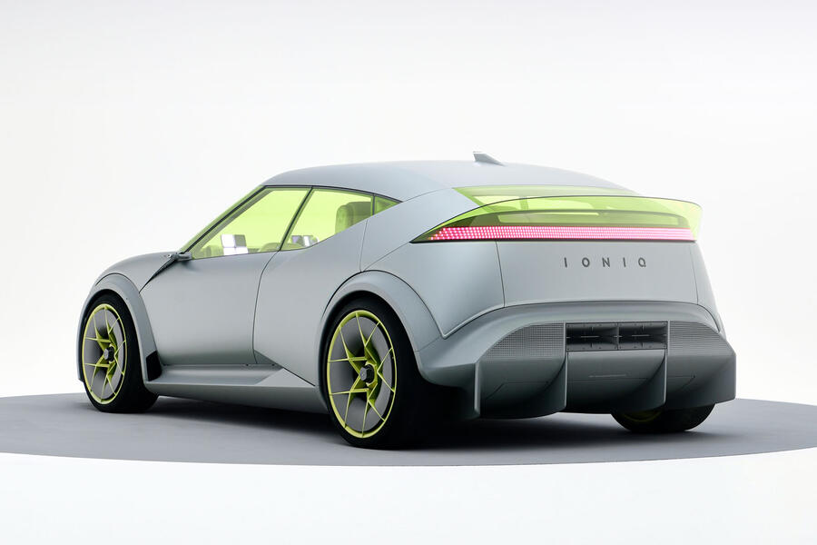 Hyundai Concept 3 rear