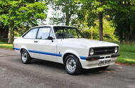 Ford Escort RS1800 auction front quarter
