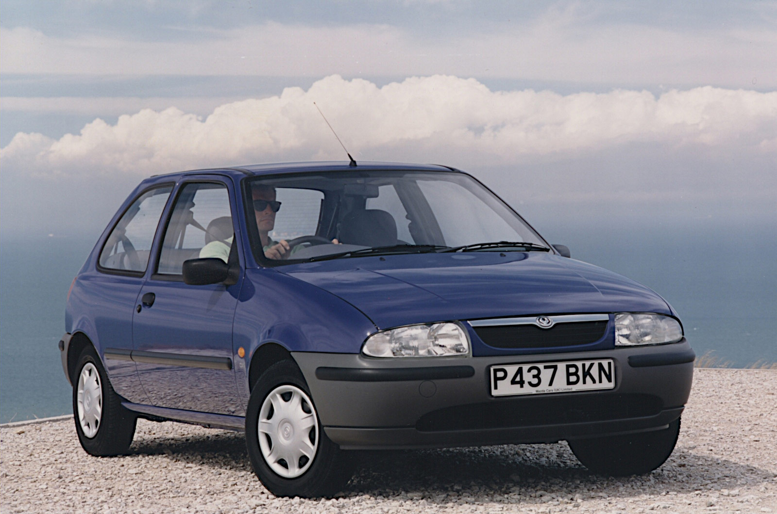 Mazda 121