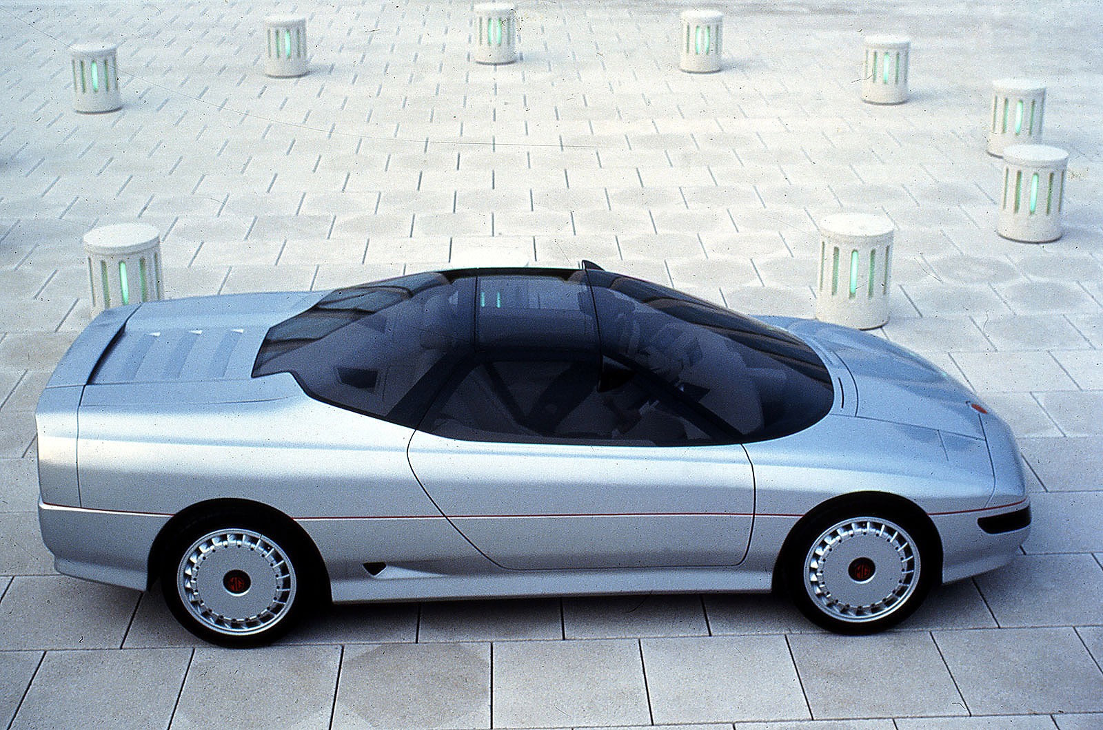 MG E-XE (1985)
