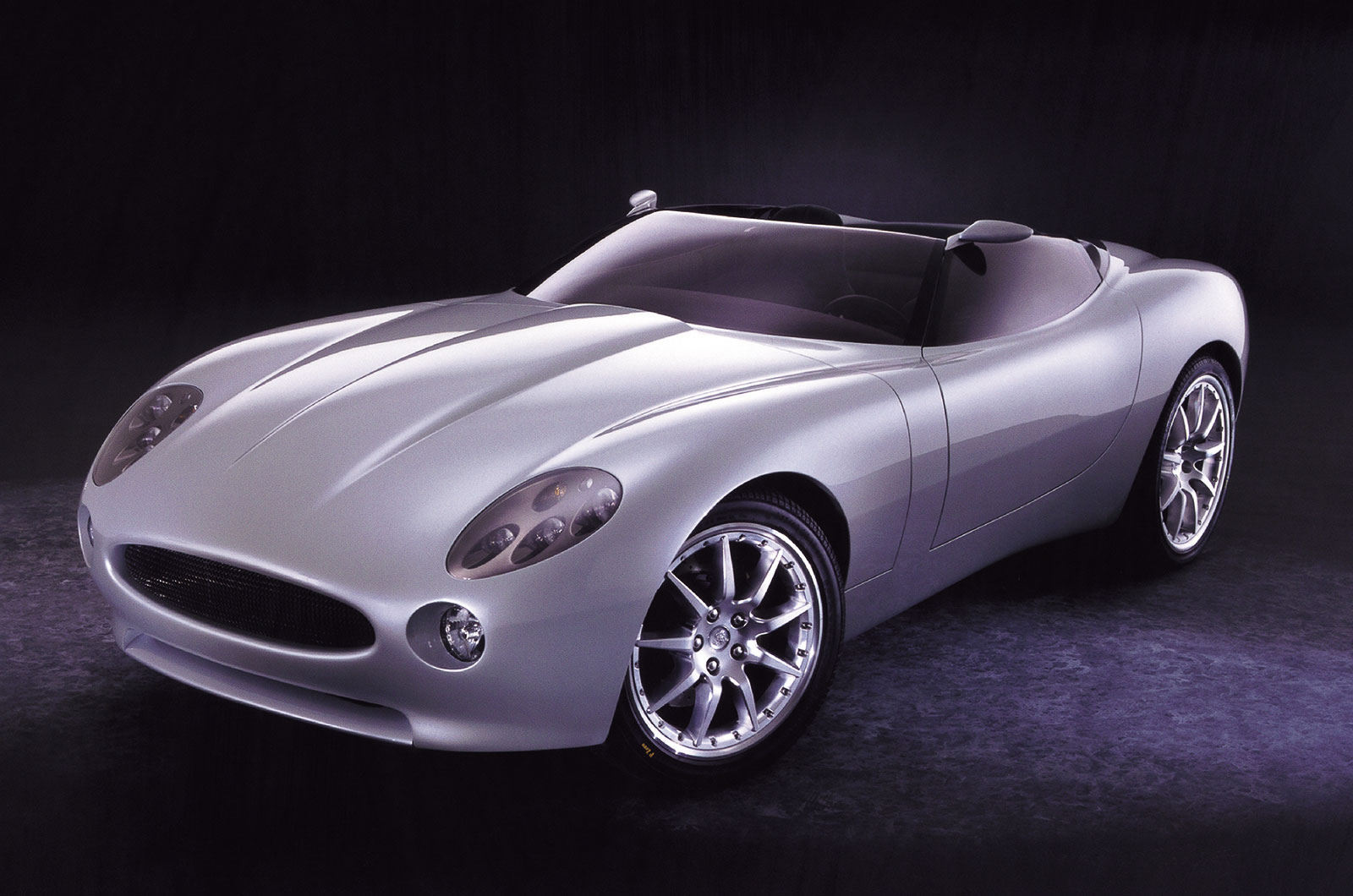 Jaguar F-Type (2000)