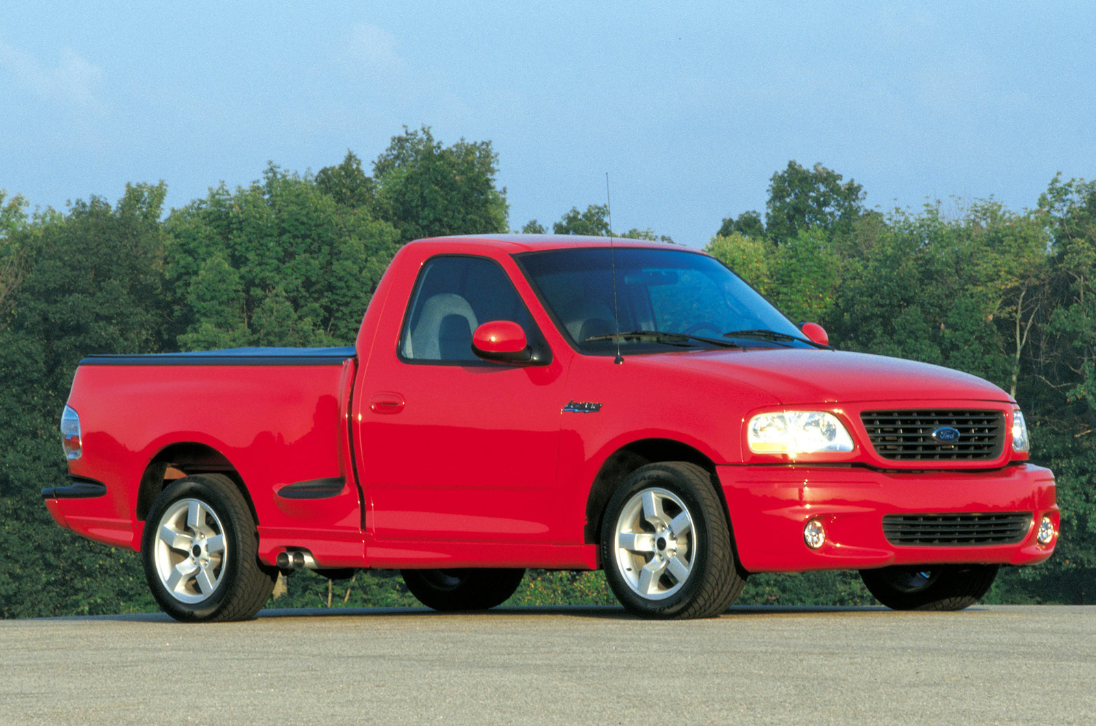 Ford F-150 SVT Lightning (1999-2001)