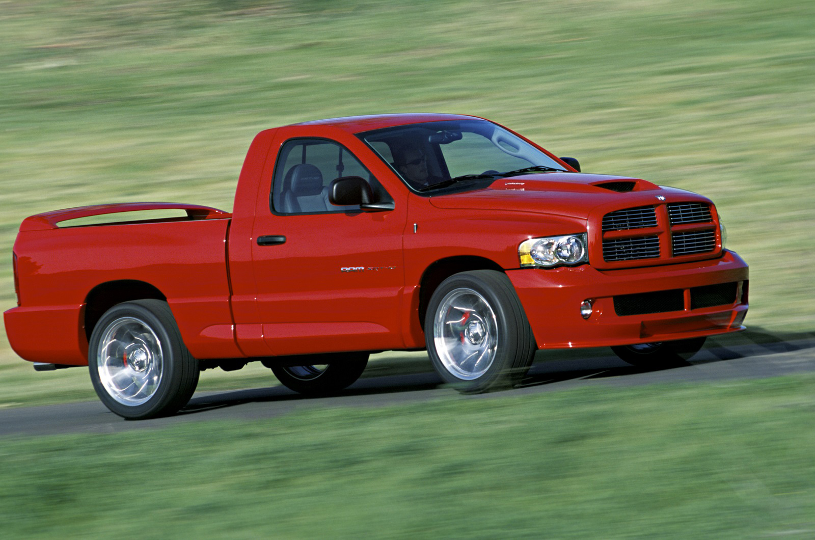 Dodge Ram SRT-10 (2004-2006)