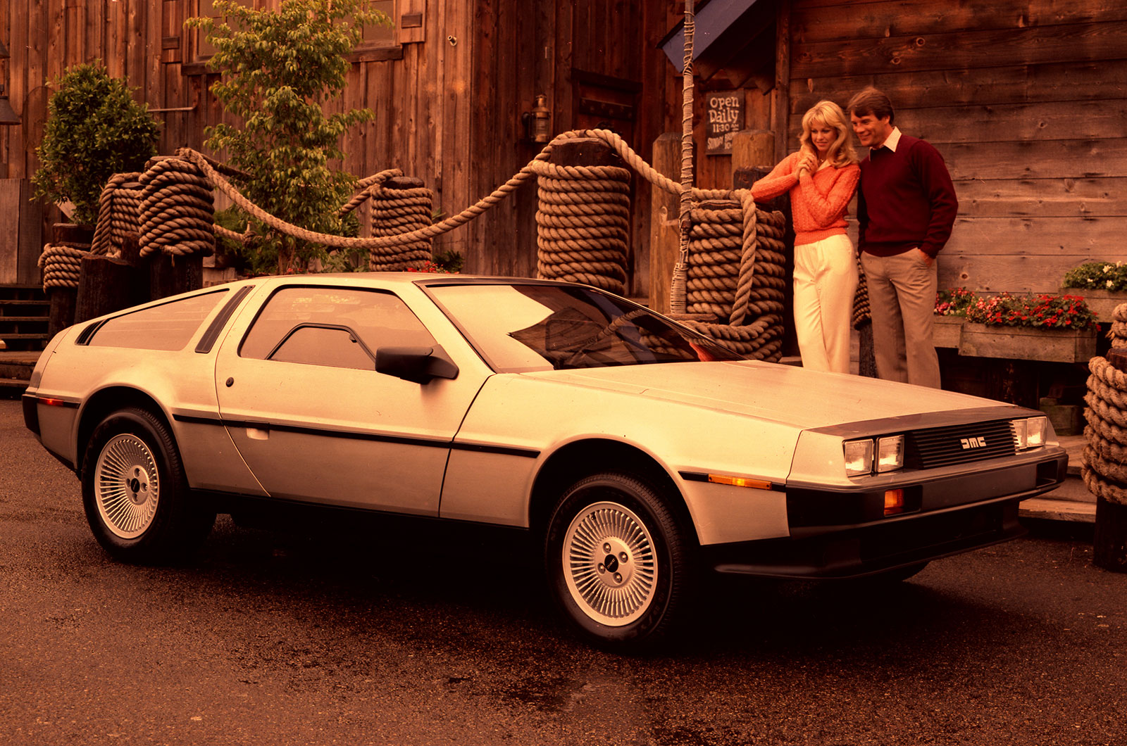 DeLorean DMC-12 (1981-1982)