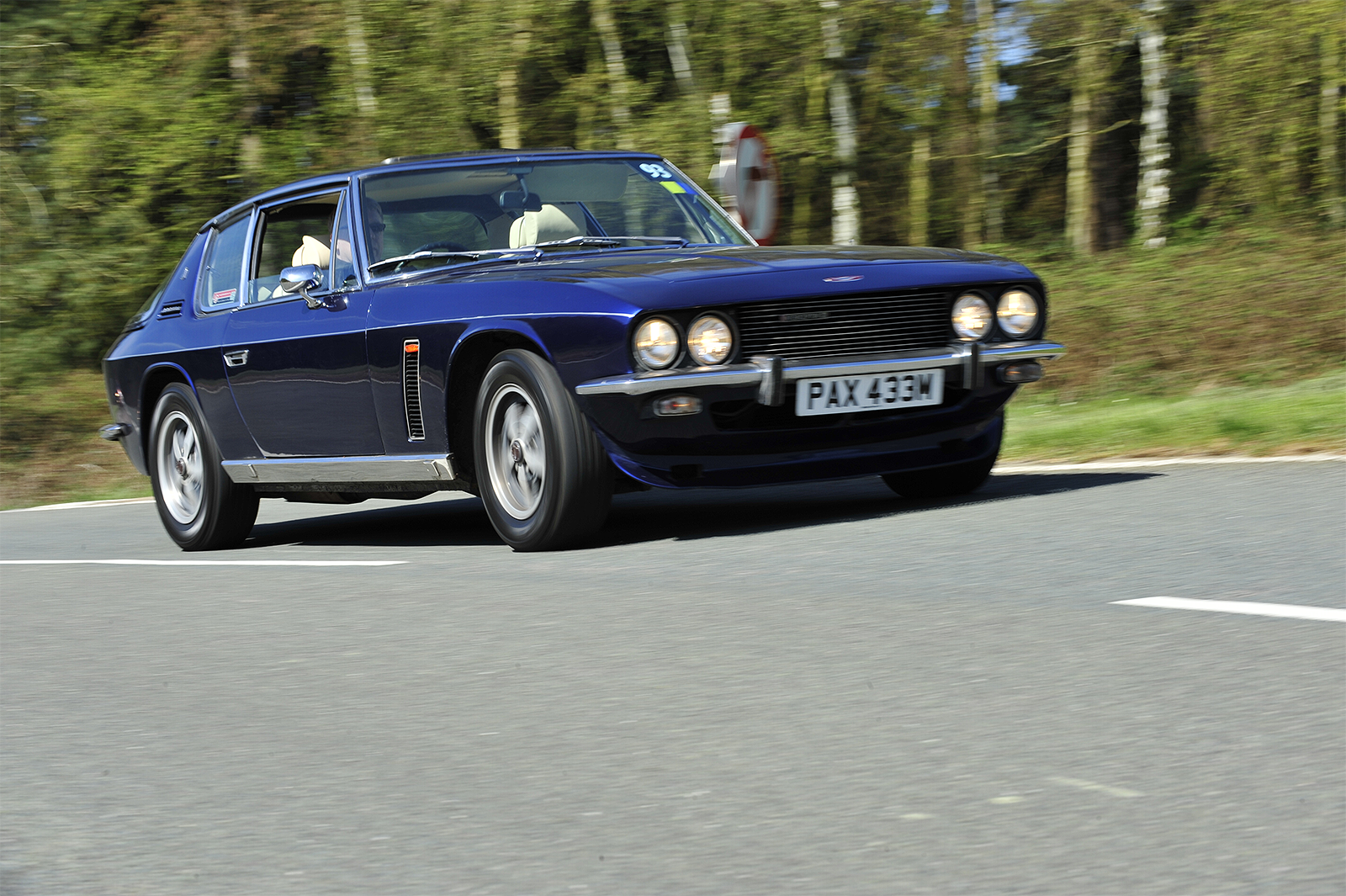 Jensen Interceptor (1966-1976)