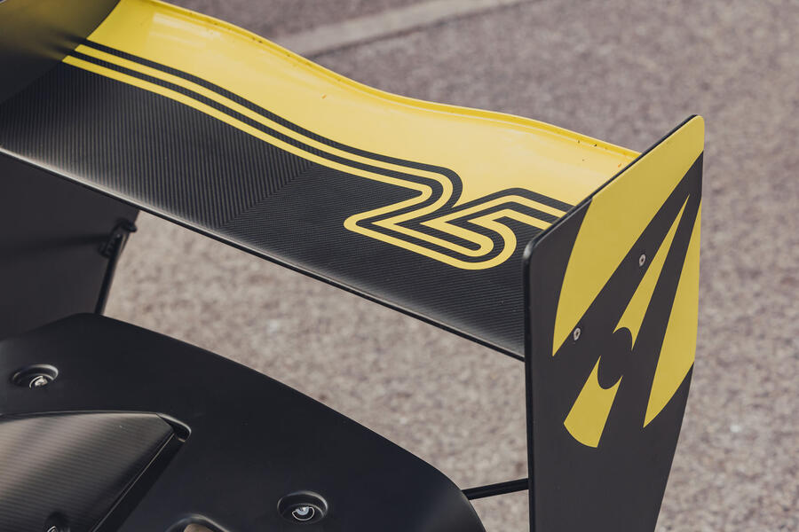 Ariel Atom 4RR wing