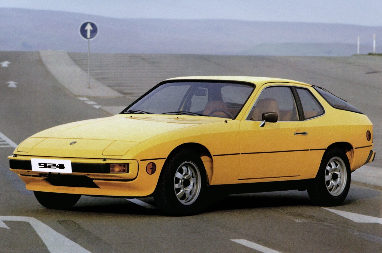 924 (1976)