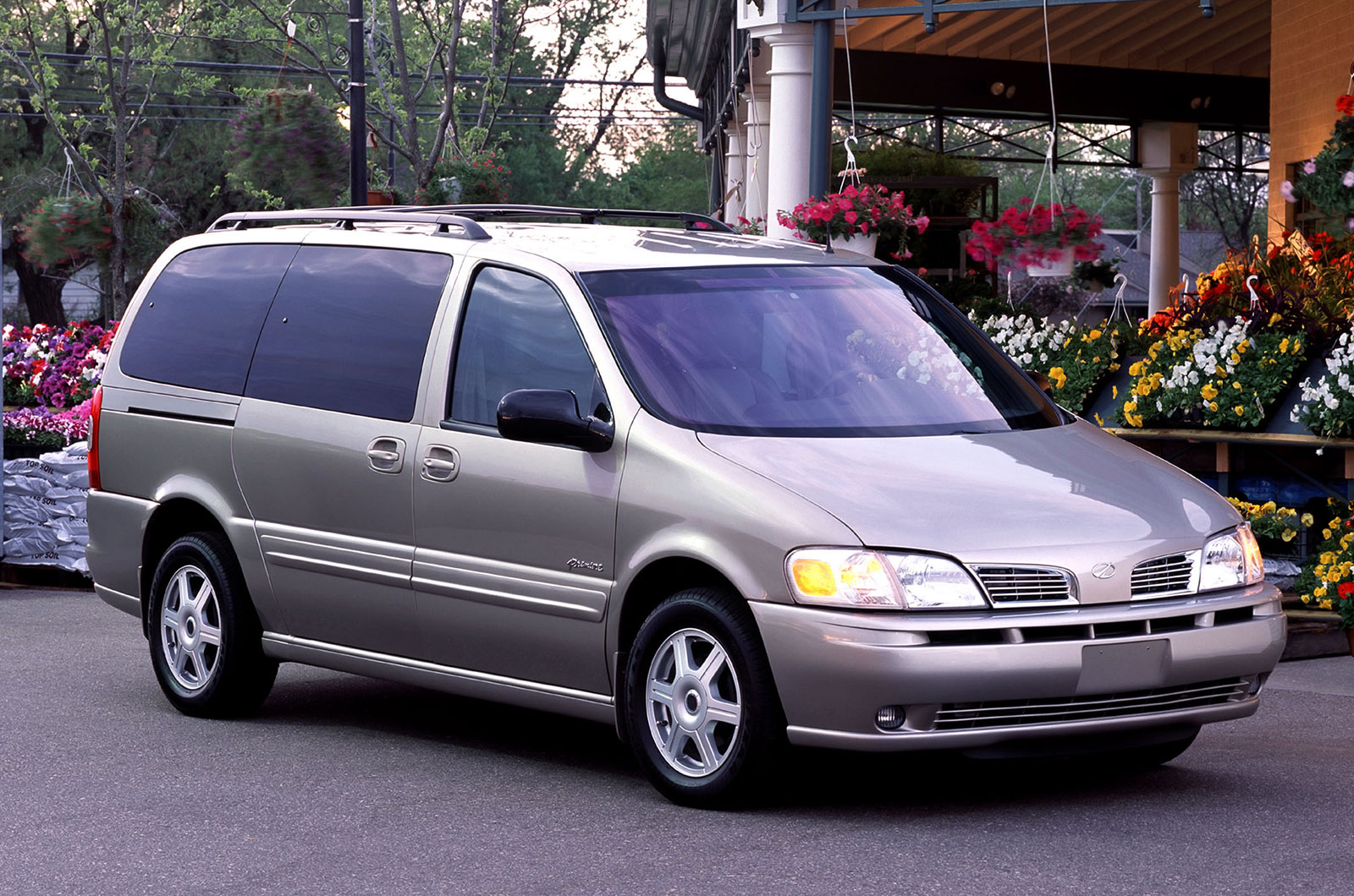 Chevrolet Venture (1997) – 7 MODELS