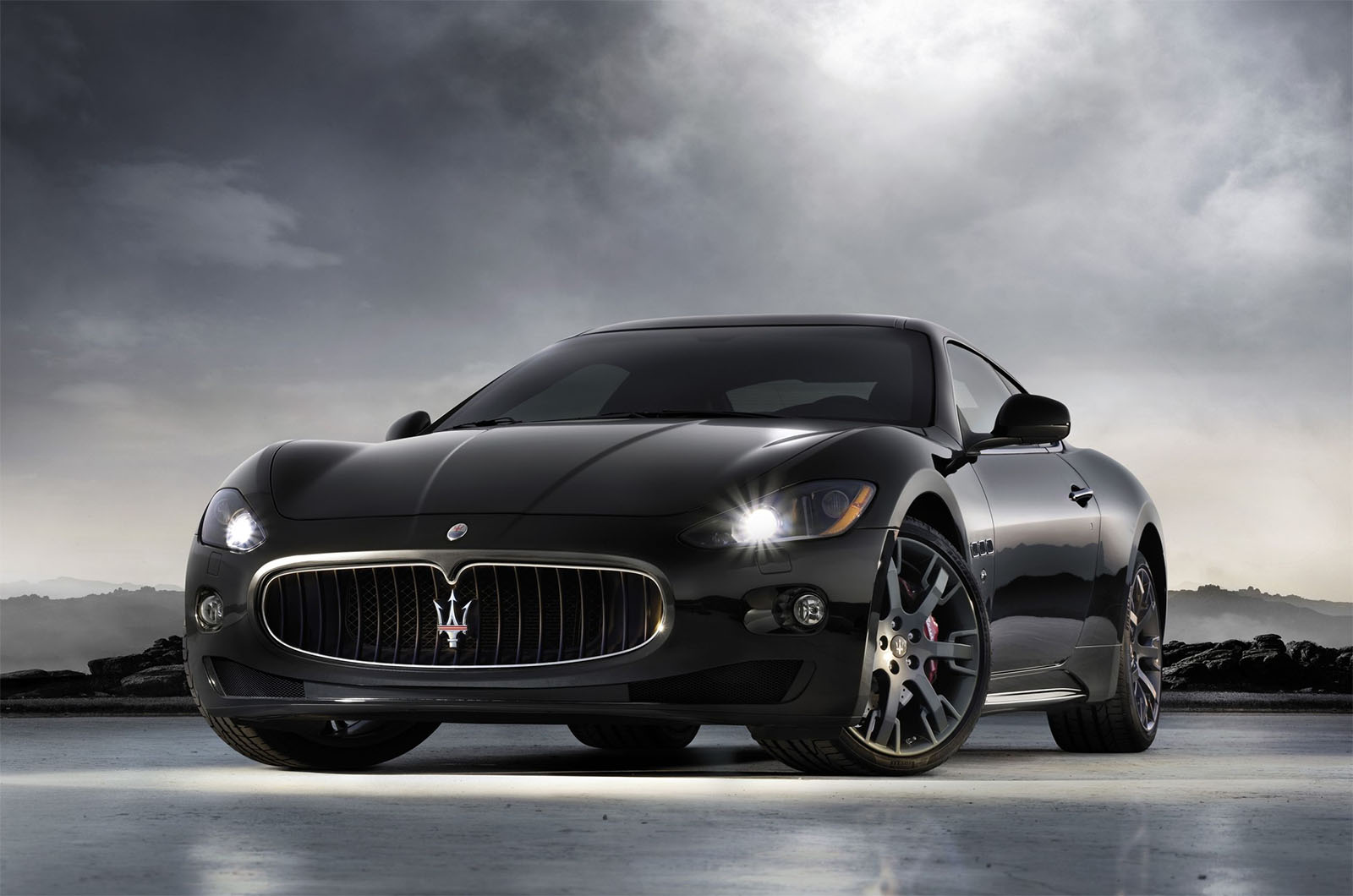 MASERATI GRANTURISMO