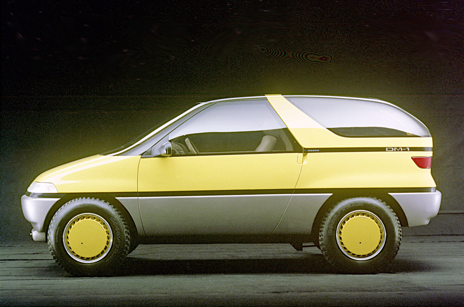 Bronco DM-1 (1990)