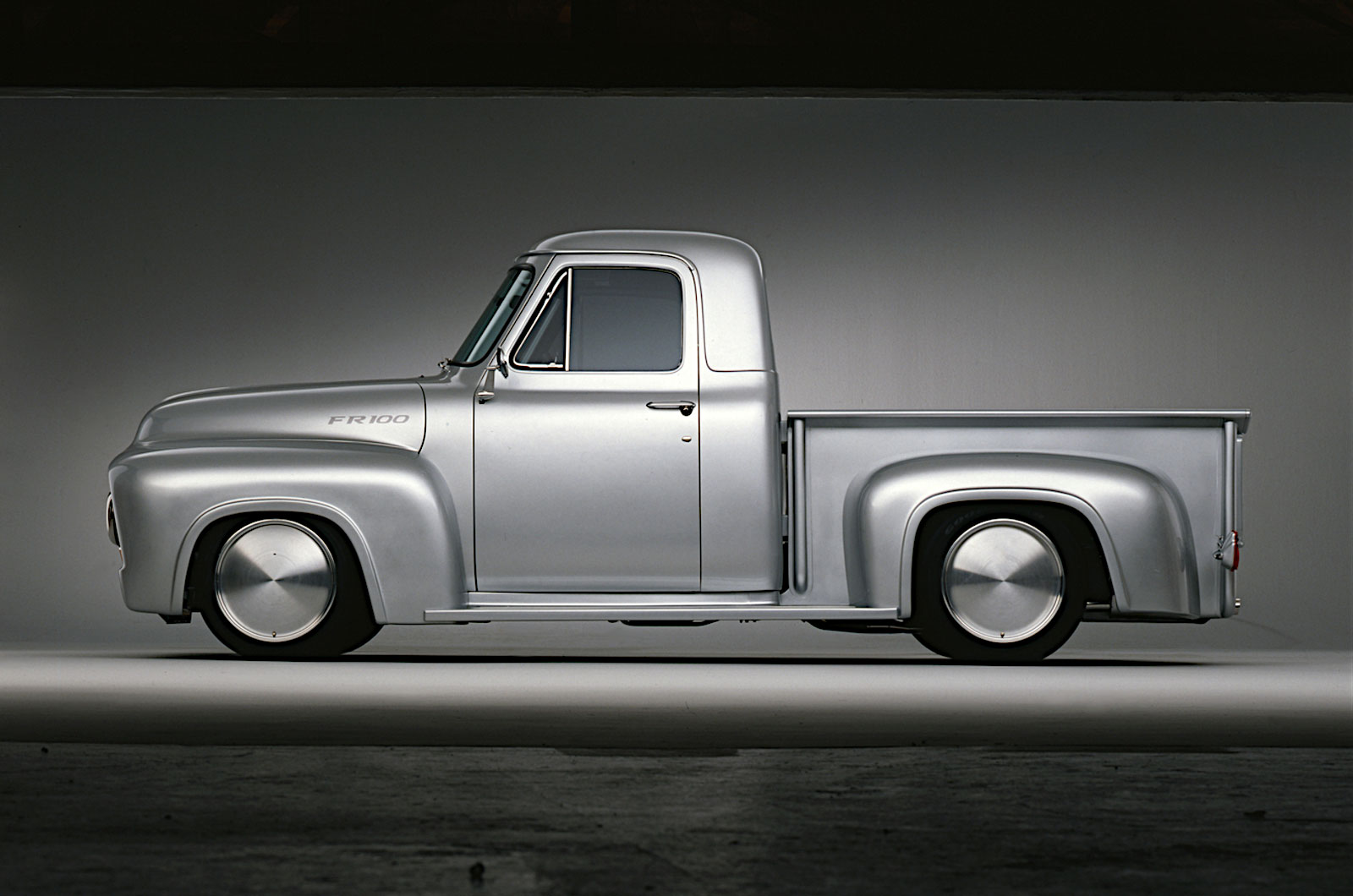 FR100 (2002)