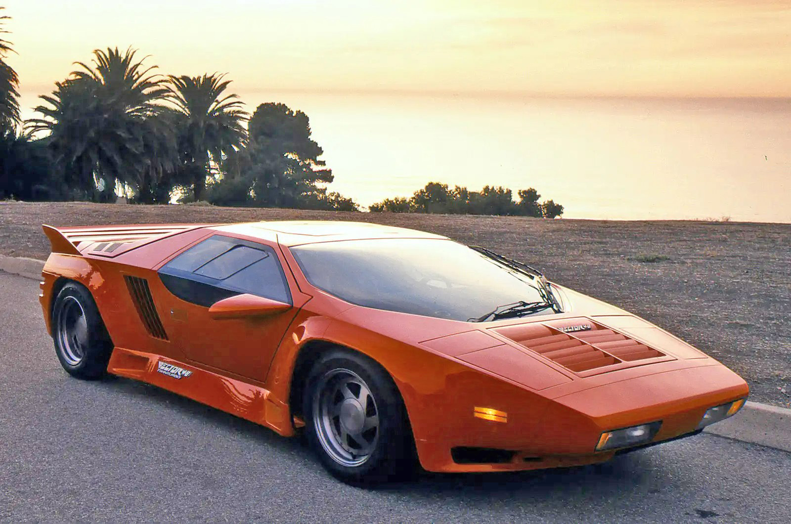 Vector W8