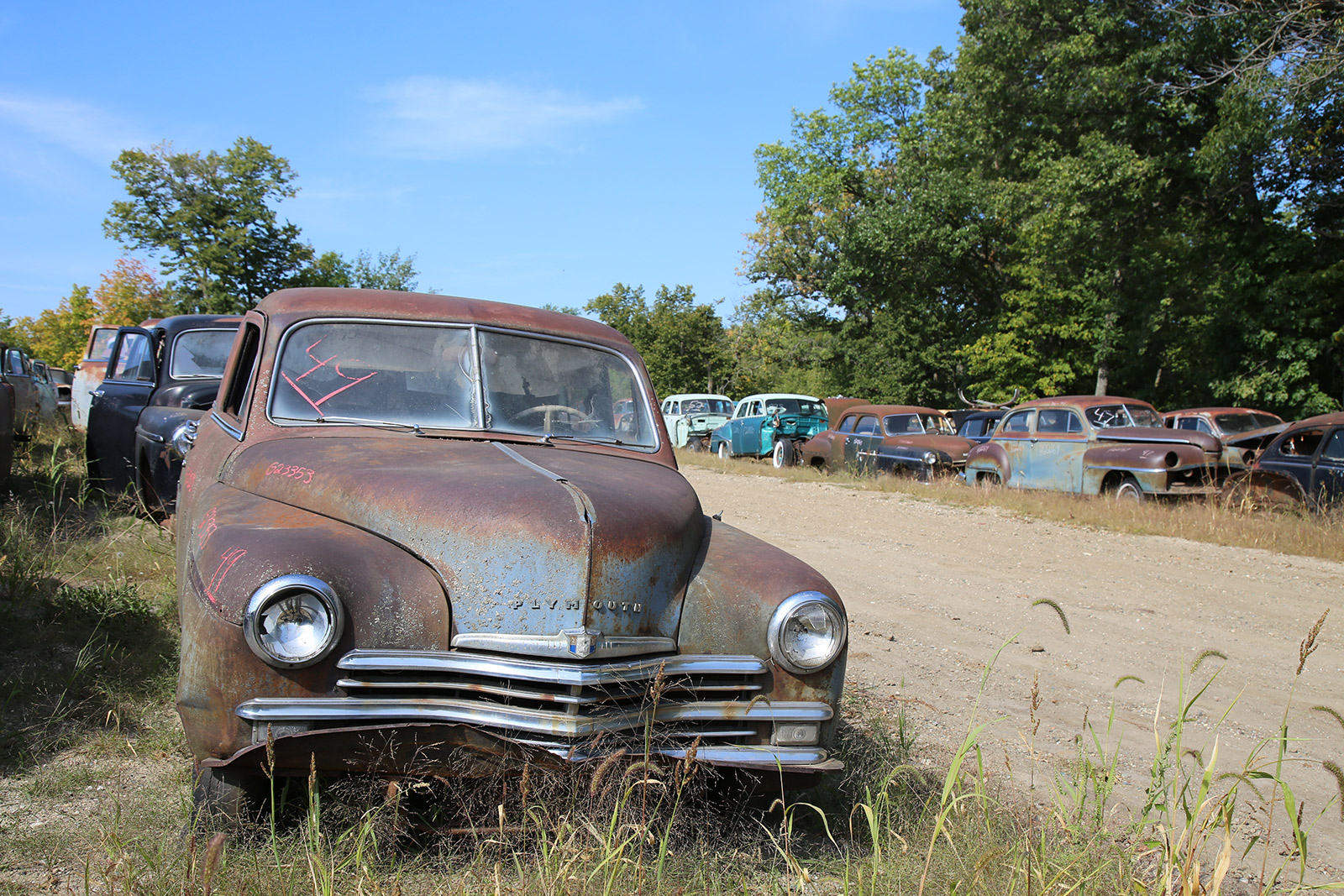 PLYMOUTH SPECIAL DELUXE - 1949