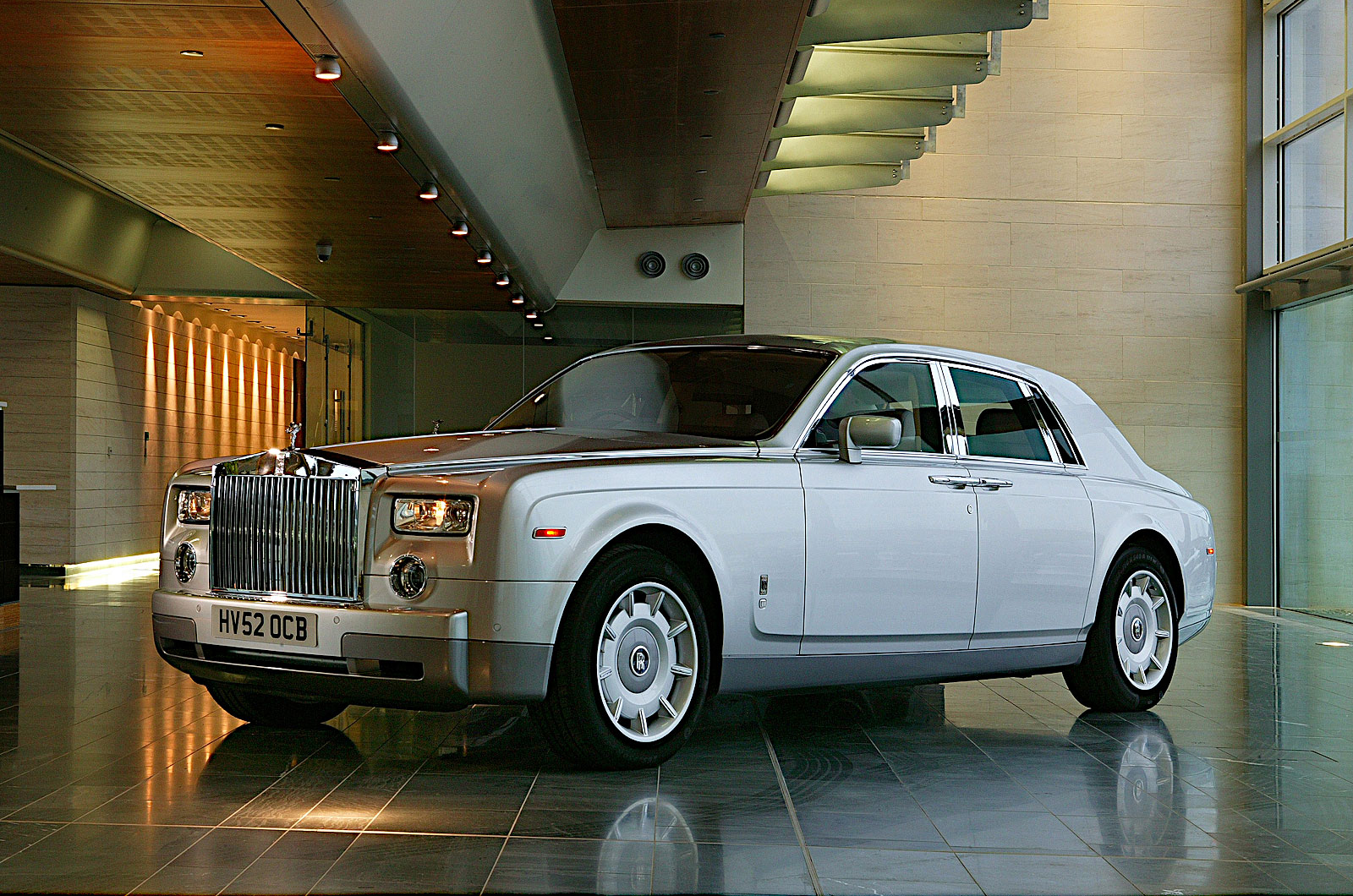 Rolls-Royce Phantom (seventh generation)
