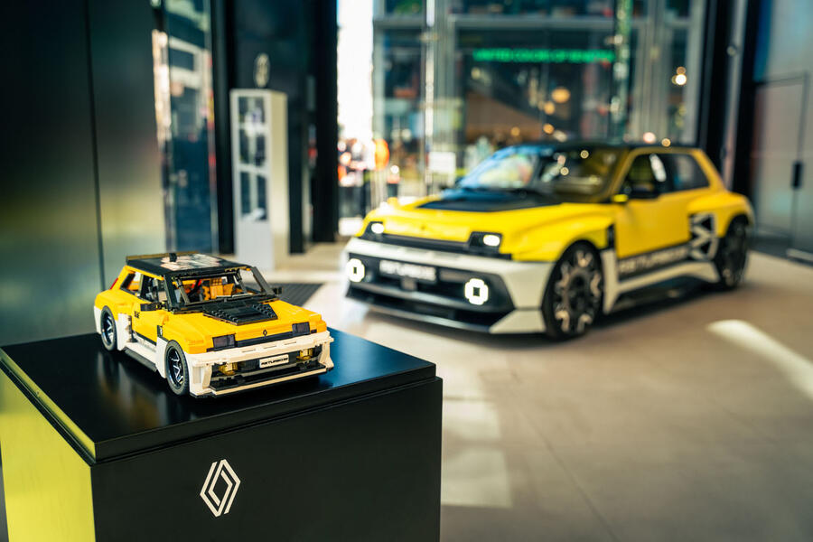Dave Collins' Renault 5 Turbo 3E made from Lego, with a real Renault 5 Turbo 3E