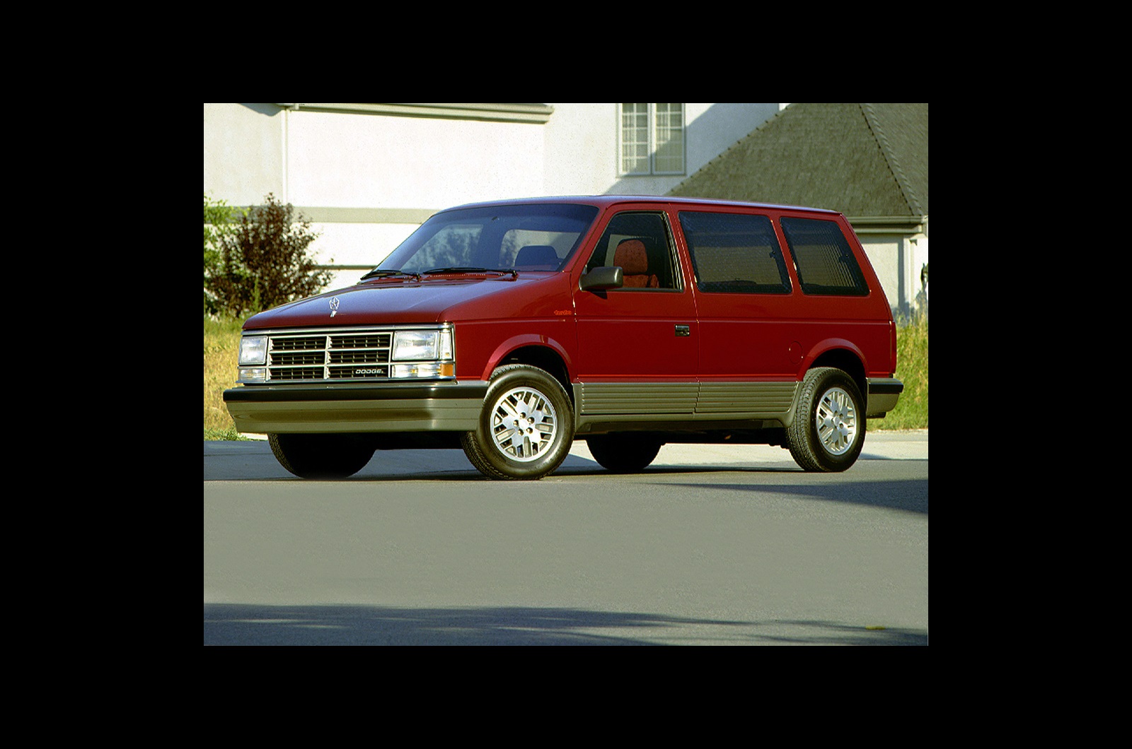 Dodge Caravan Turbo (1989)