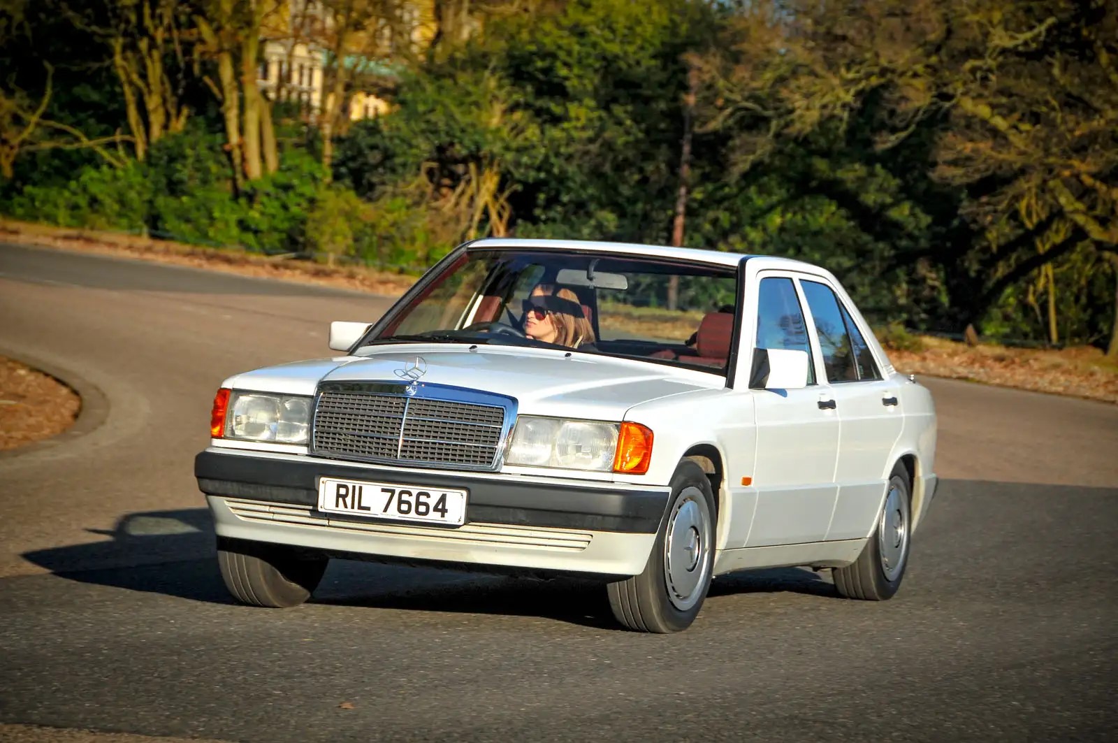 Mercedes-Benz 190E