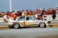 Roy Lichtenstein BMW 320i Turbo art car 3