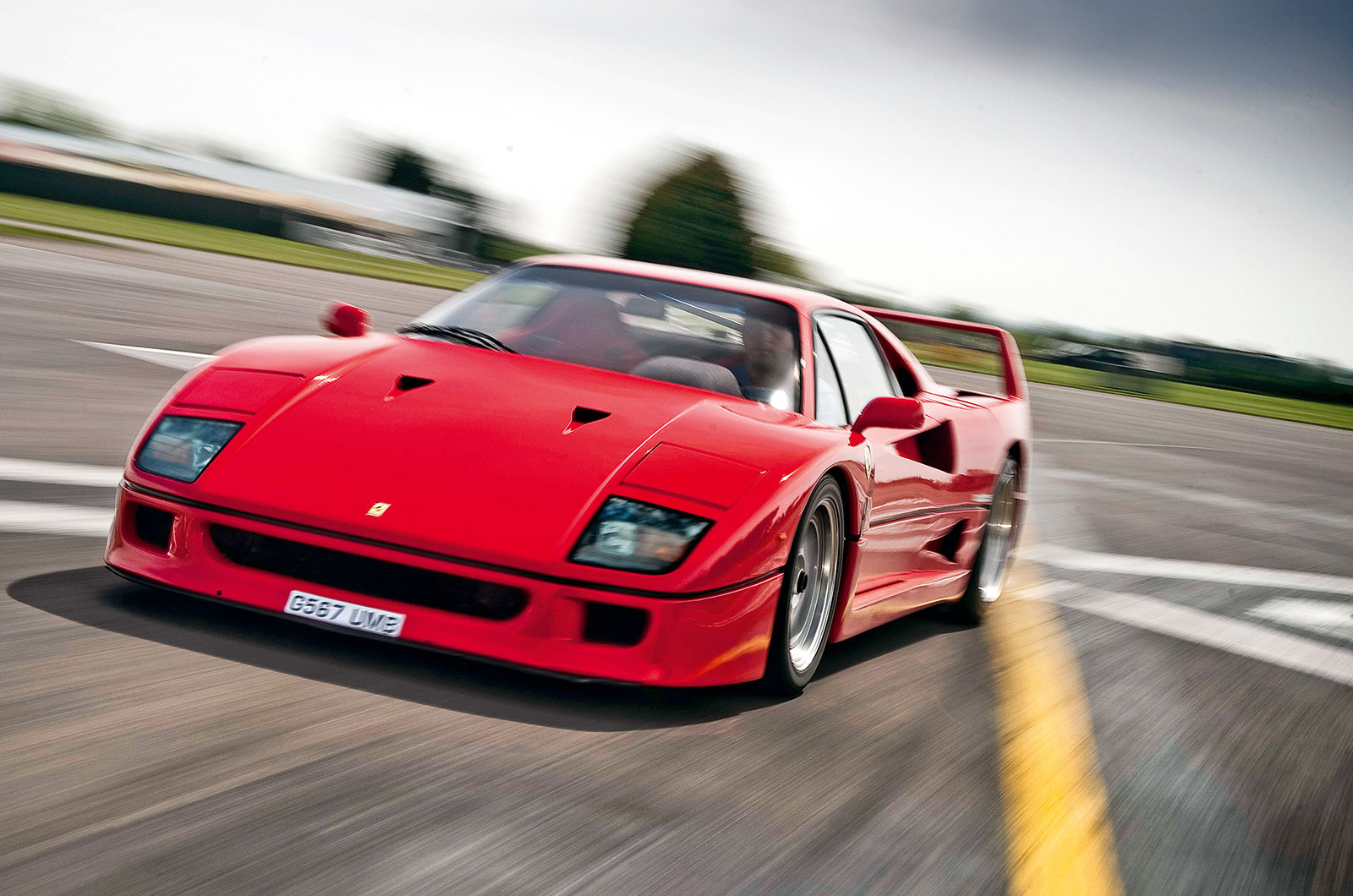 Ferrari F40 (1987)
