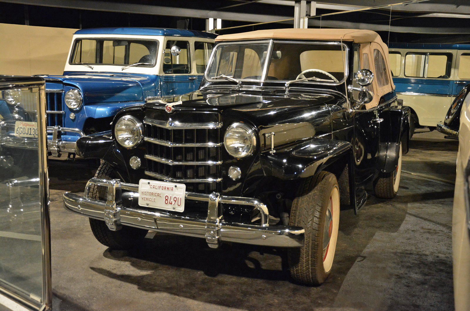 Willys-Overland Jeepster