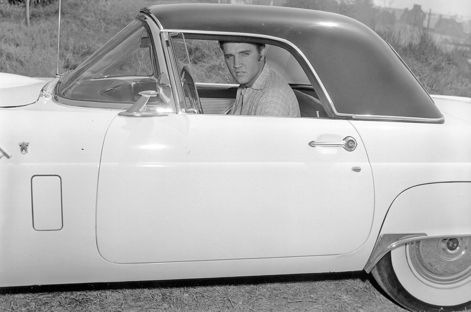 Elvis Presley – Ford Thunderbird
