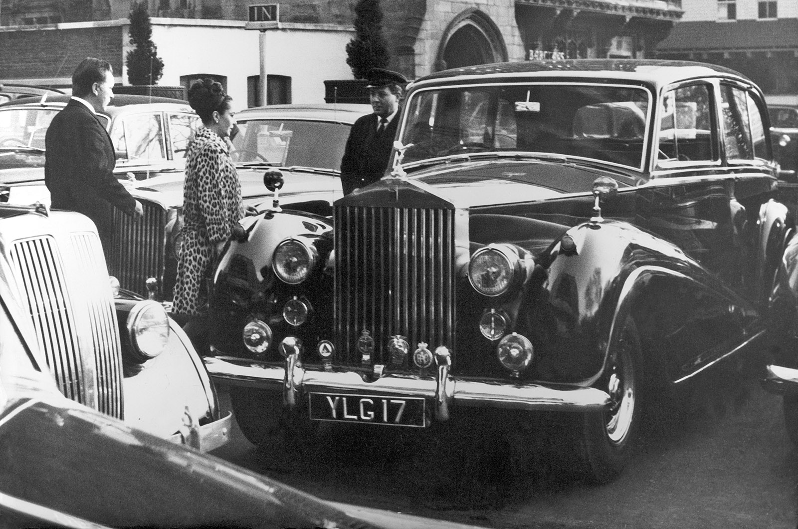 Richard Burton & Elizabeth Taylor –Rolls-Royce Silver Wraith