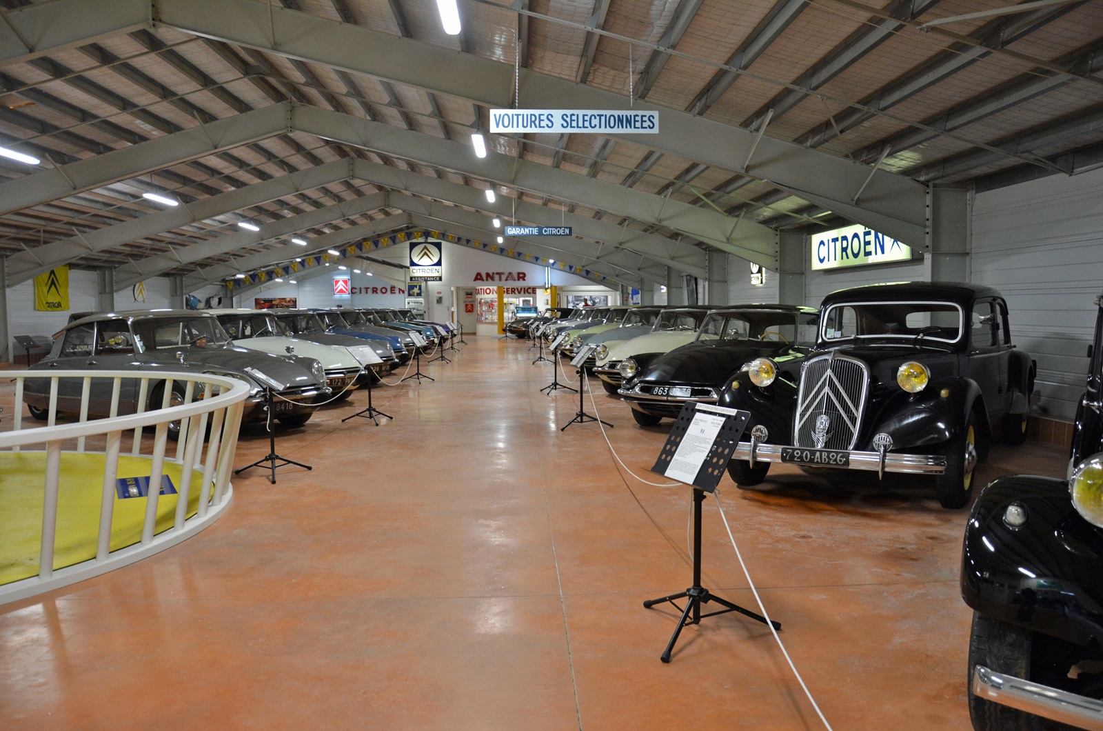 The three Citroën chambers
