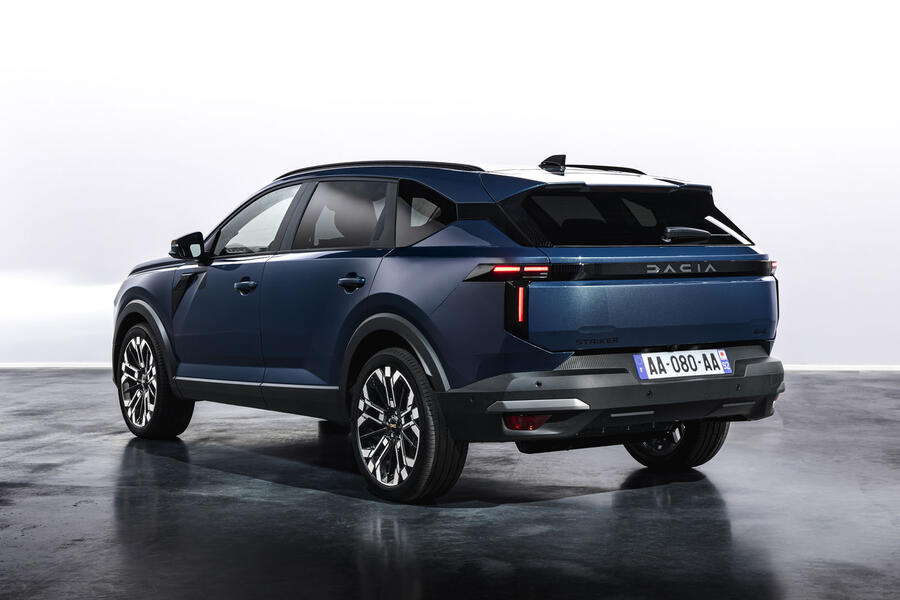 Dacia Striker rear