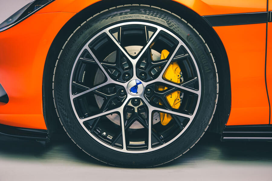 Denza Z Coupé wheel