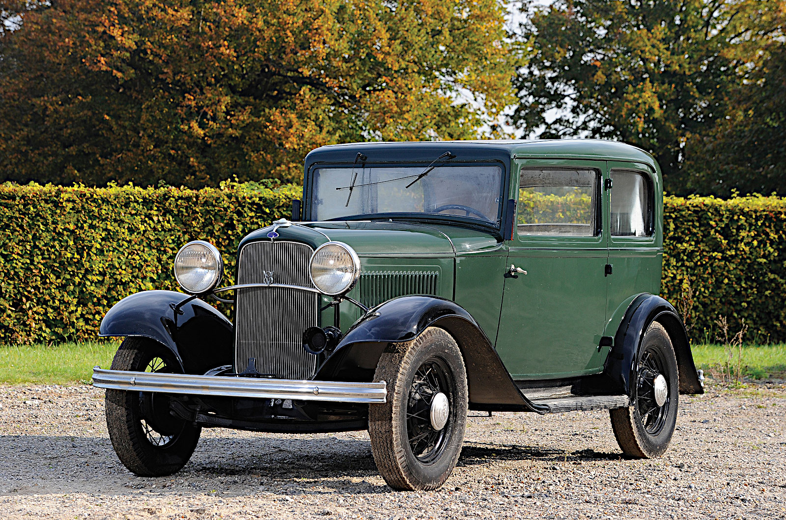 Ford Model 18 (1932)