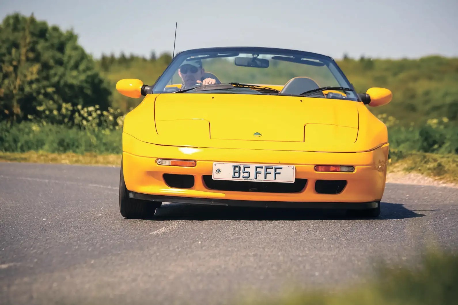 Lotus Elan M100