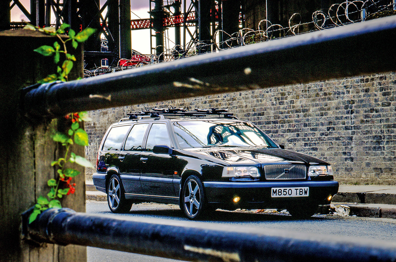 Volvo 850 T5-R Estate (1995-1996)
