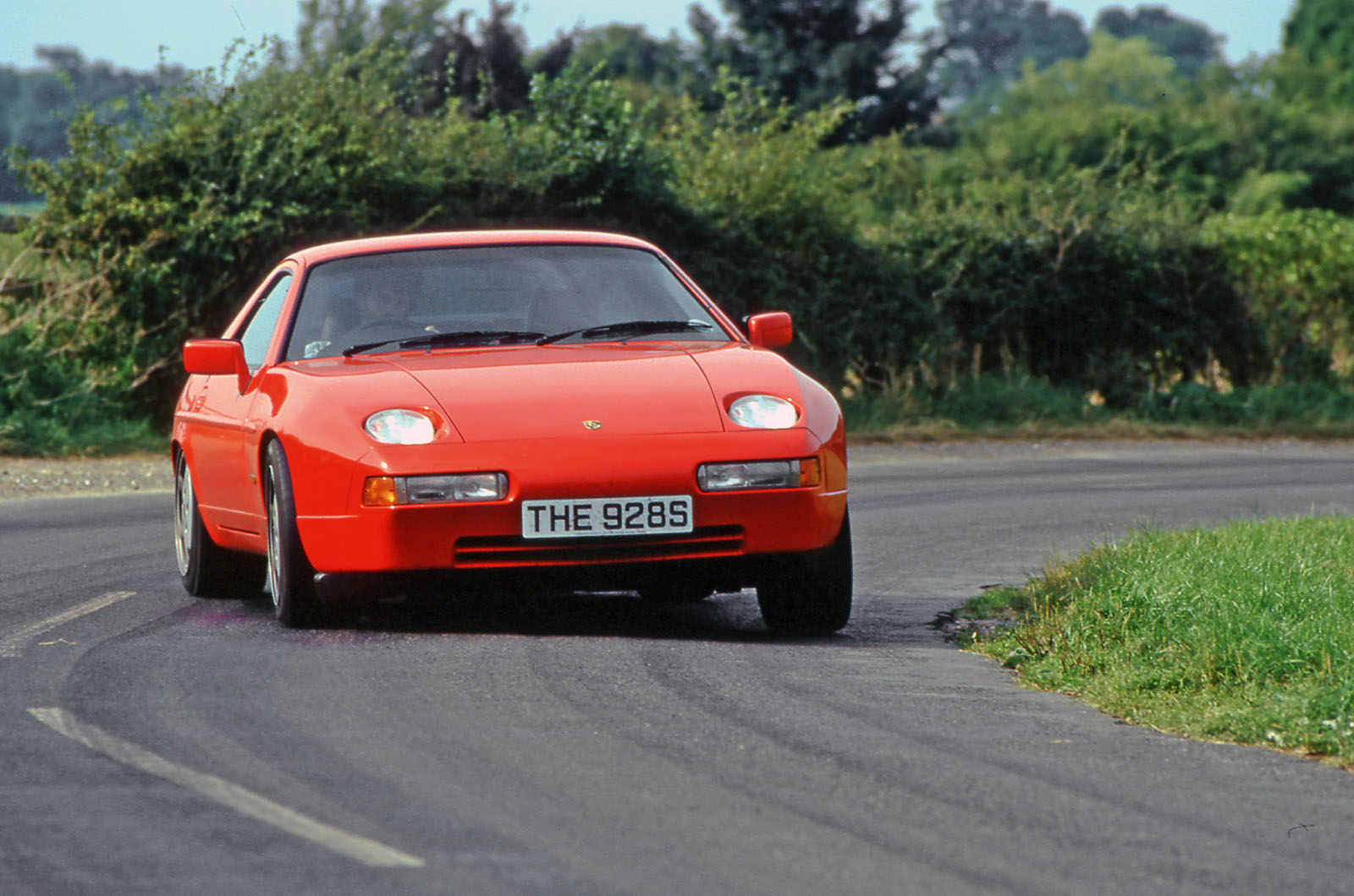 Porsche 928