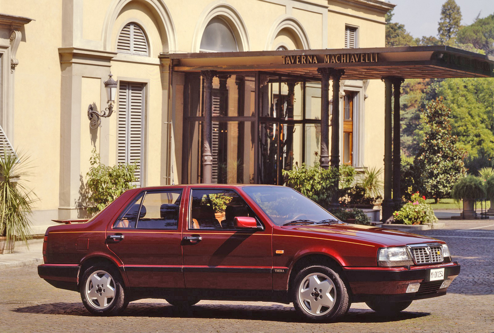 Lancia Thema 8.32 (1986)