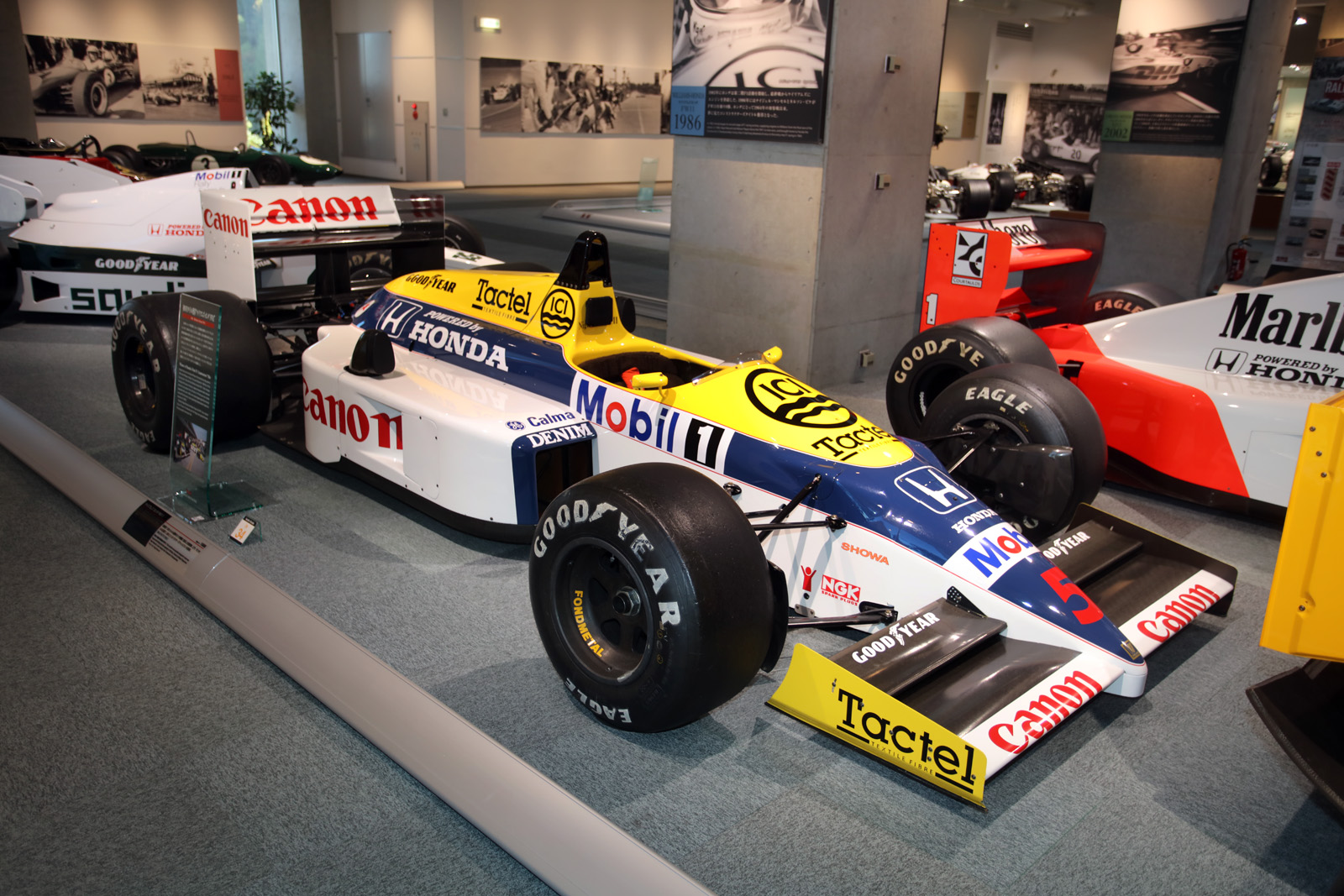 Williams FW11 (1986)
