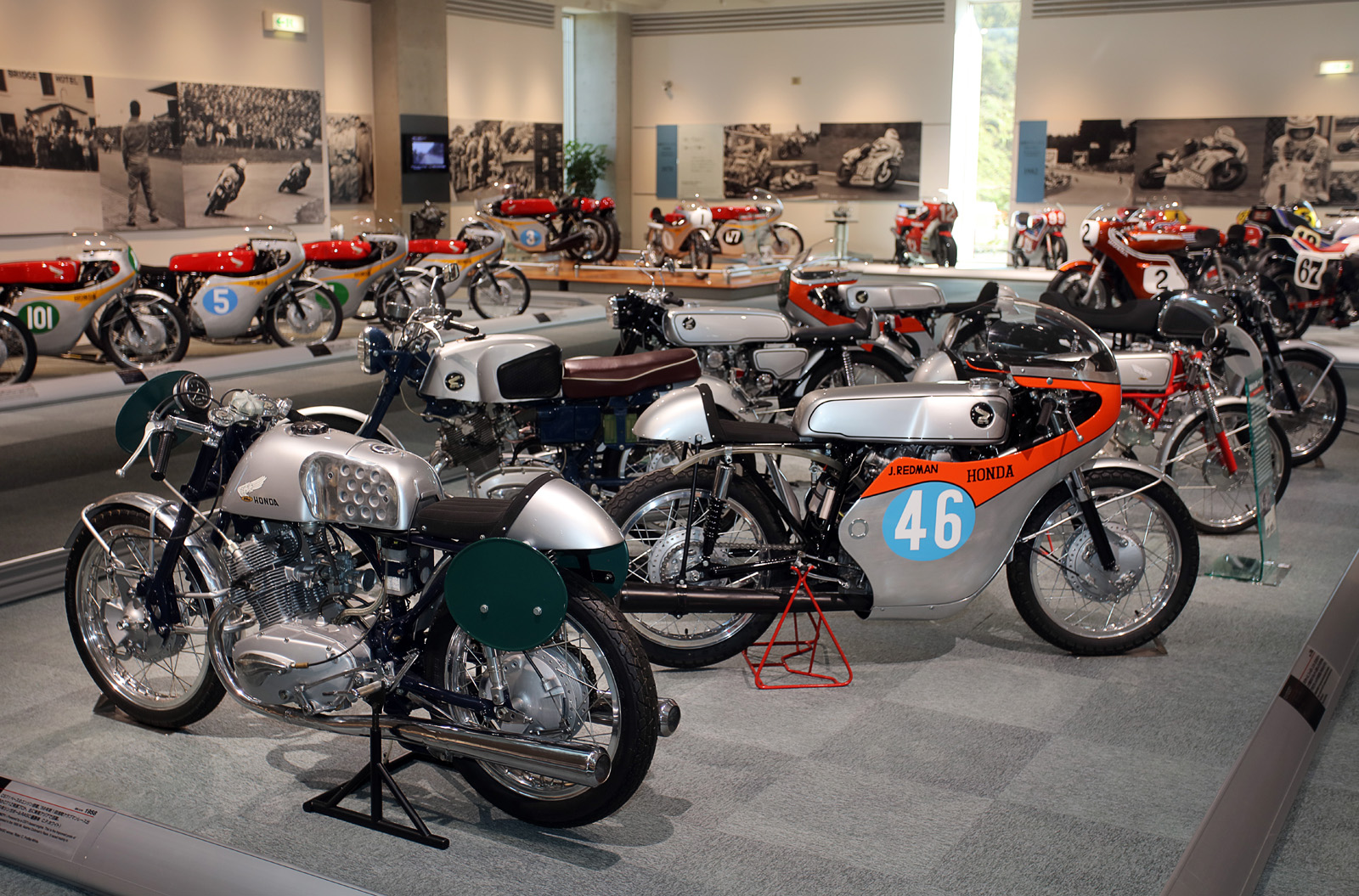 Motorcycle racing hall