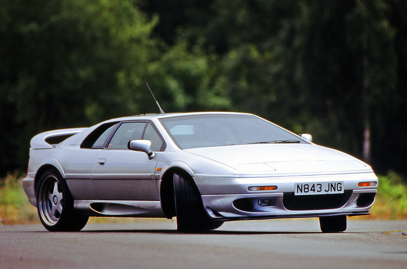 Lotus Esprit Sport 300