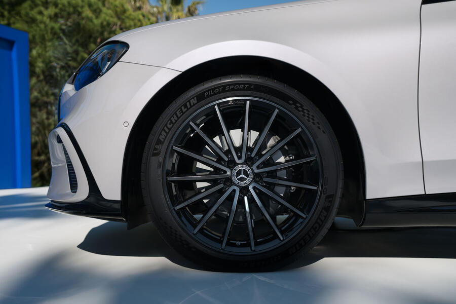 Mercedes C-Class Electric wheel