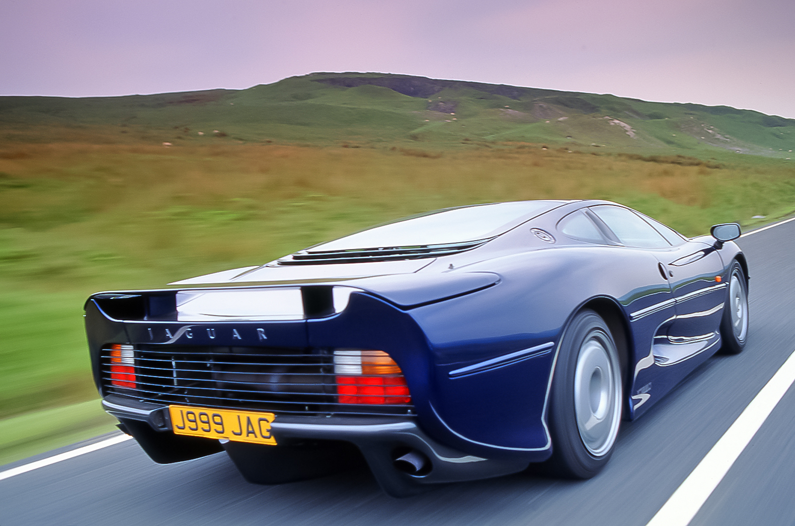 Jaguar XJ220 (1992)
