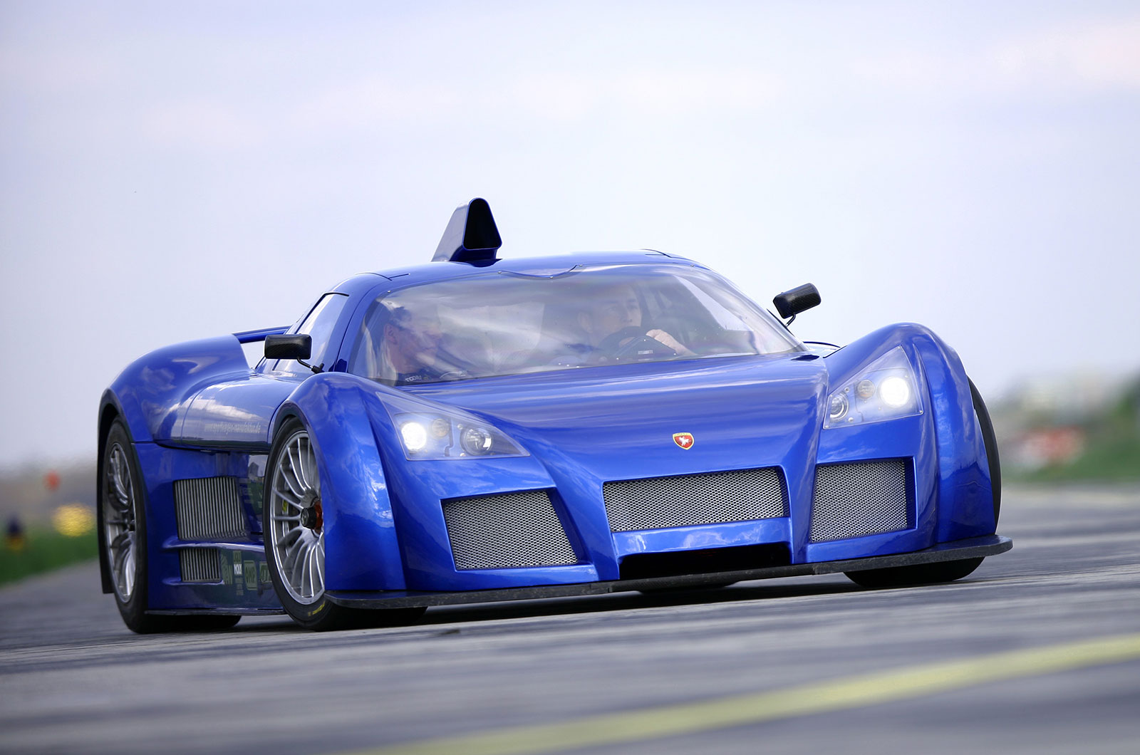 Gumpert Apollo (2005)
