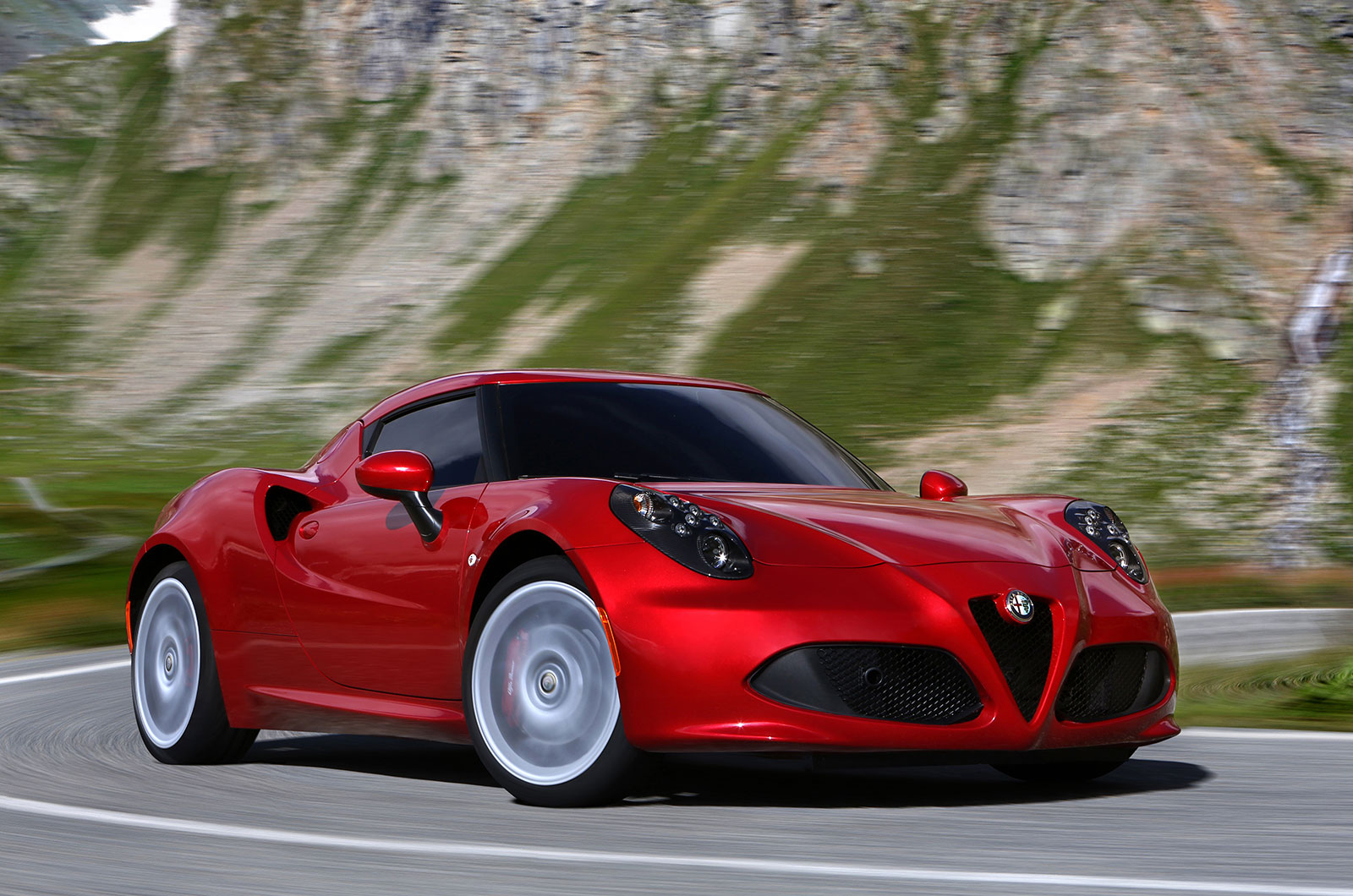 Alfa Romeo 4C (2013)