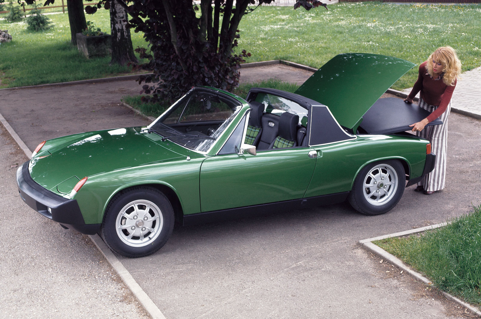 Porsche 914 (1969)