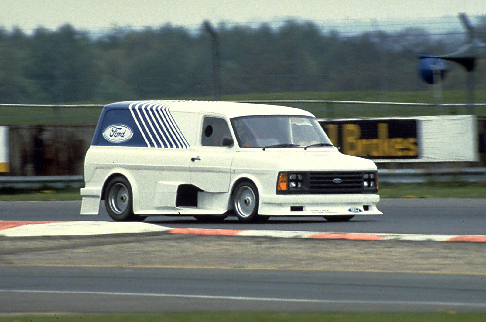Ford Supervan 2 (1984)