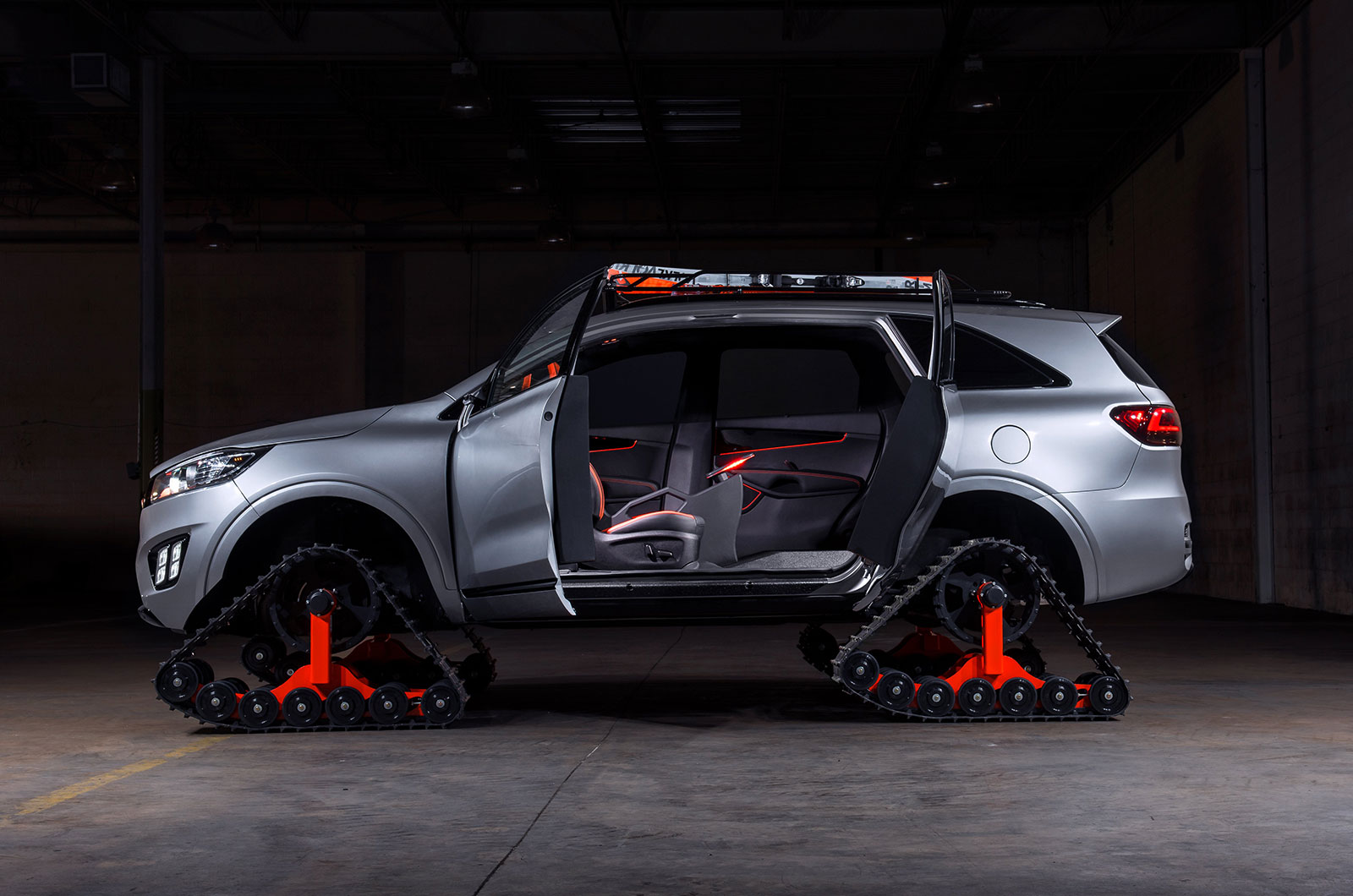 Kia Sorento Ski Gondola (2016)