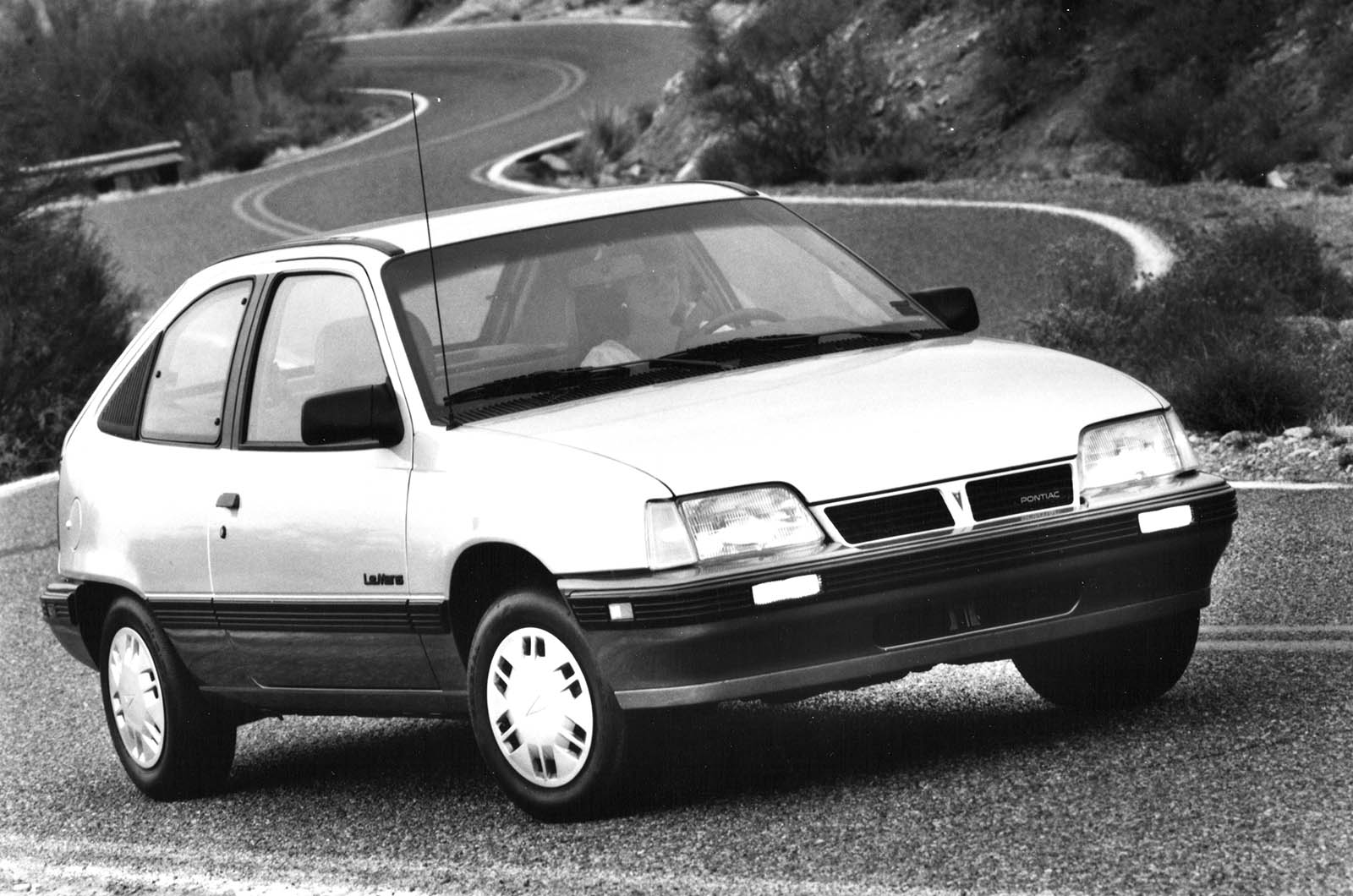 Pontiac Le Mans (1988)