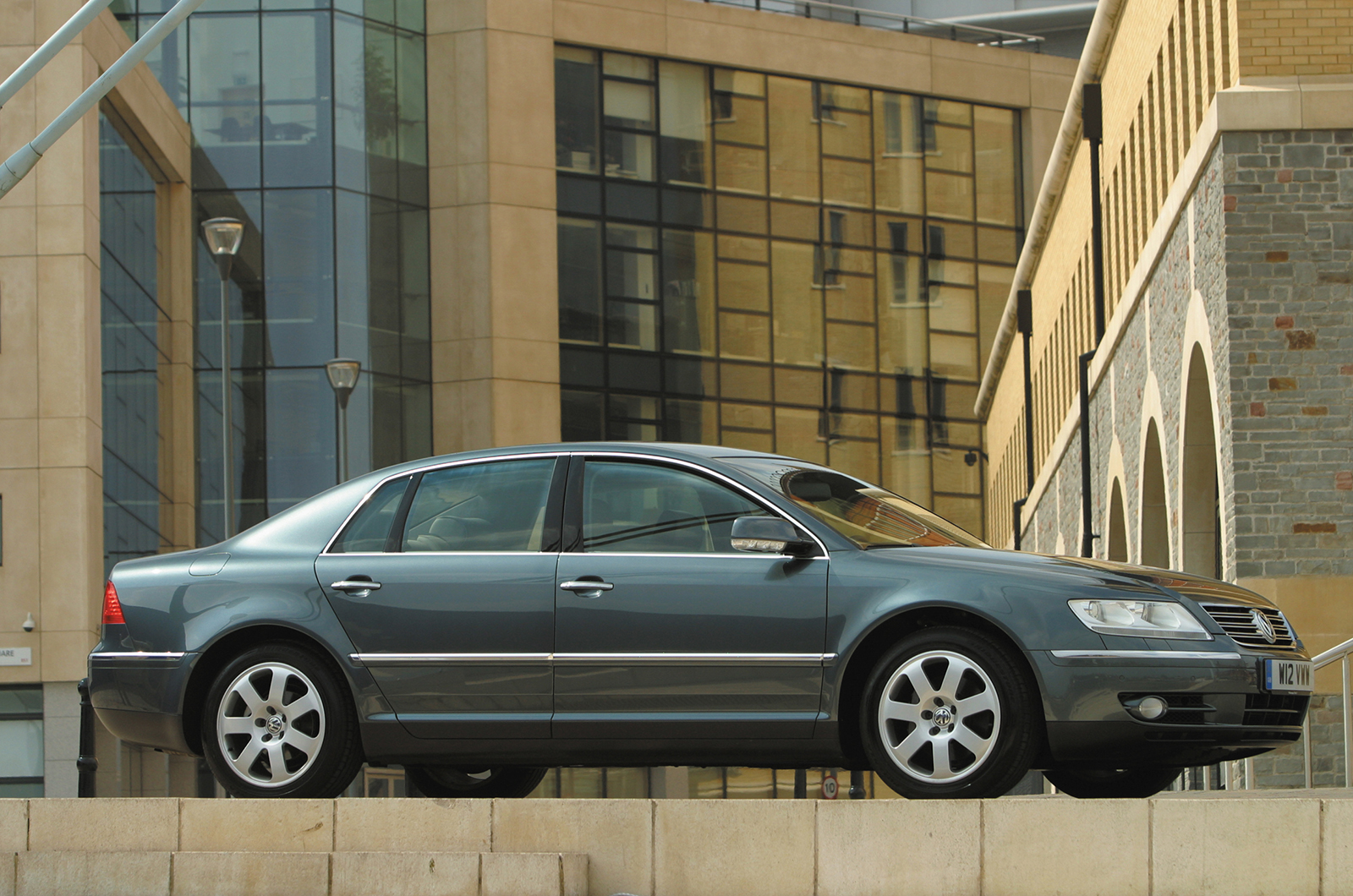 Volkswagen Phaeton (2002)