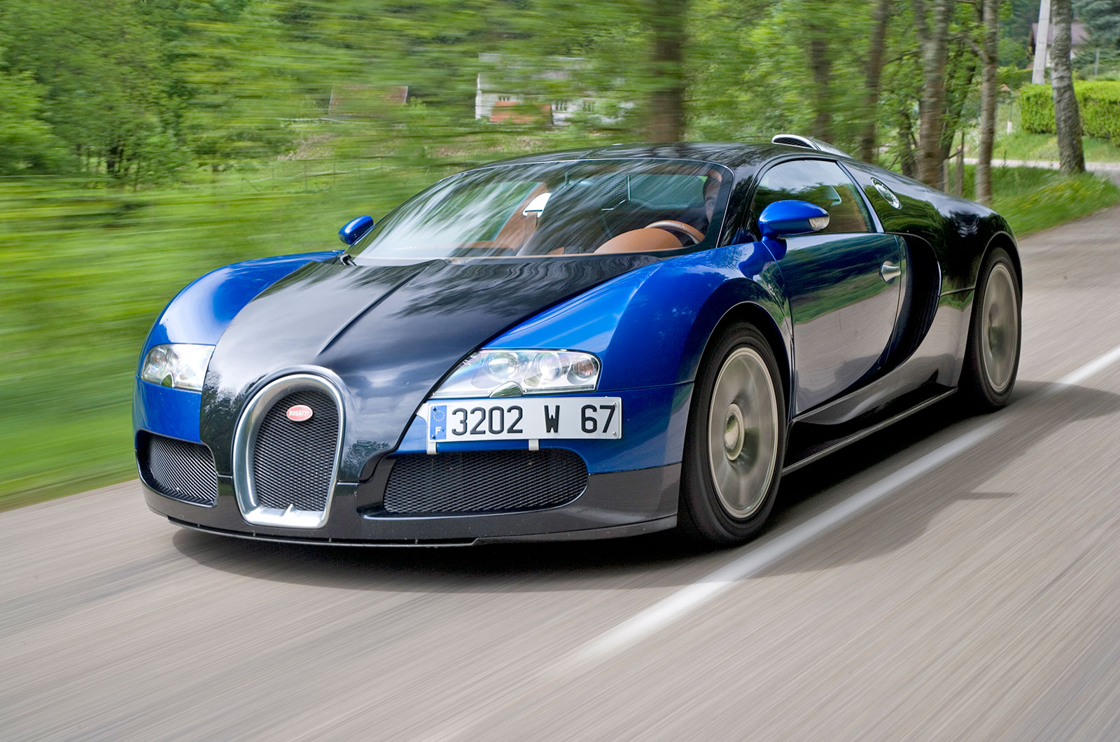 Bugatti Veyron (2005)